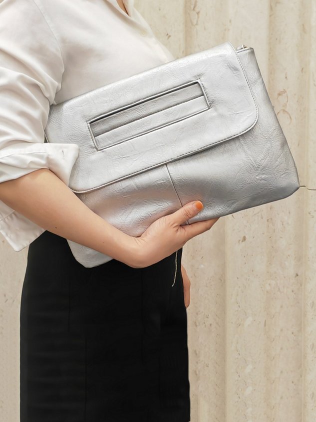 Borsa a tracolla con chiusura magnetica di grande capacità per pendolari