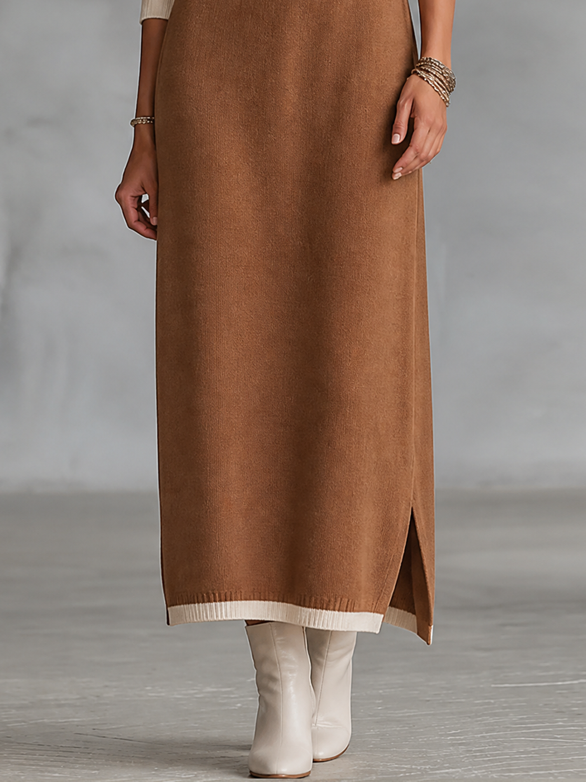 Abito Maxi Donna Retro Color-Block con Maniche Raglan, Collo Alto Zip e Finiture