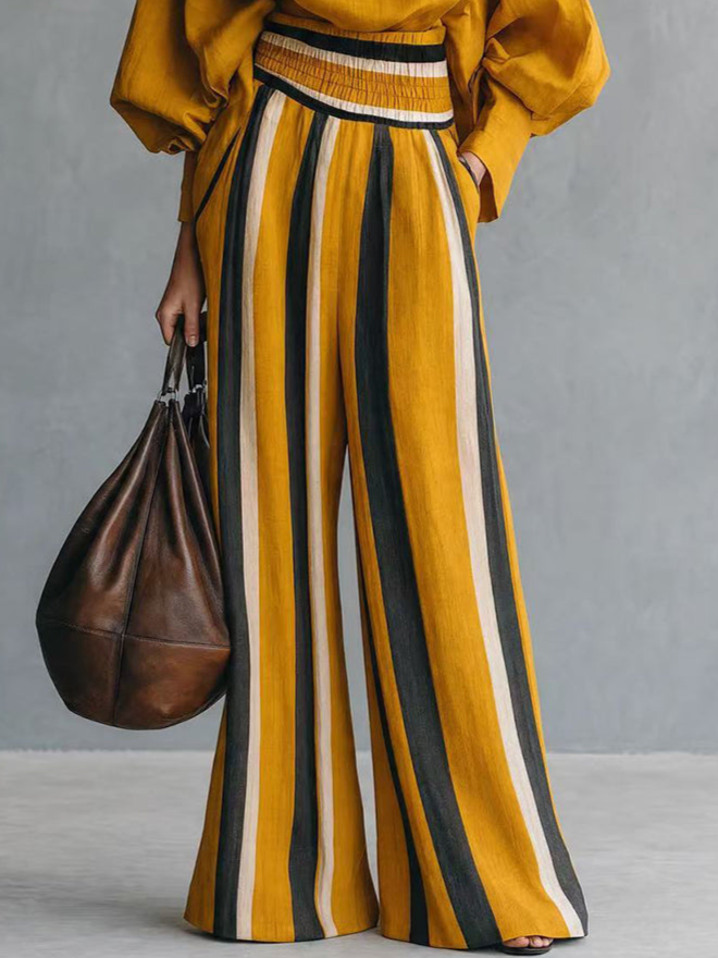 Voincenza | Set di Due Pezzi: Top Giallo Senape e Pantaloni a Righe a Gamba Larga