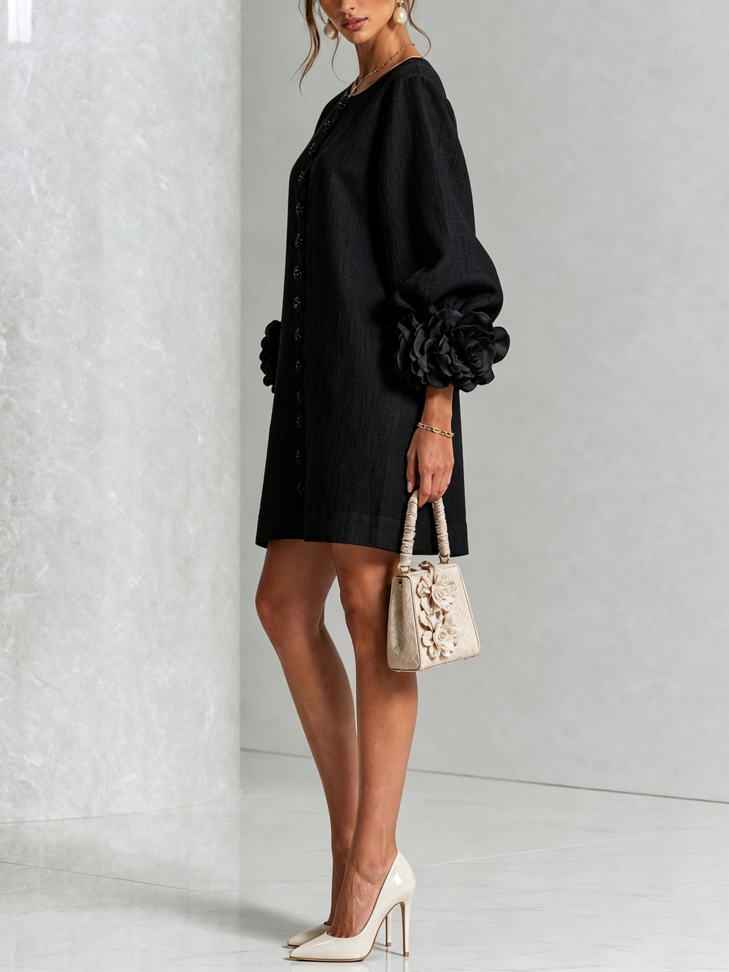 Cecilia | Abito Mini in Misto Lino con Polsini a Rosa, Nero