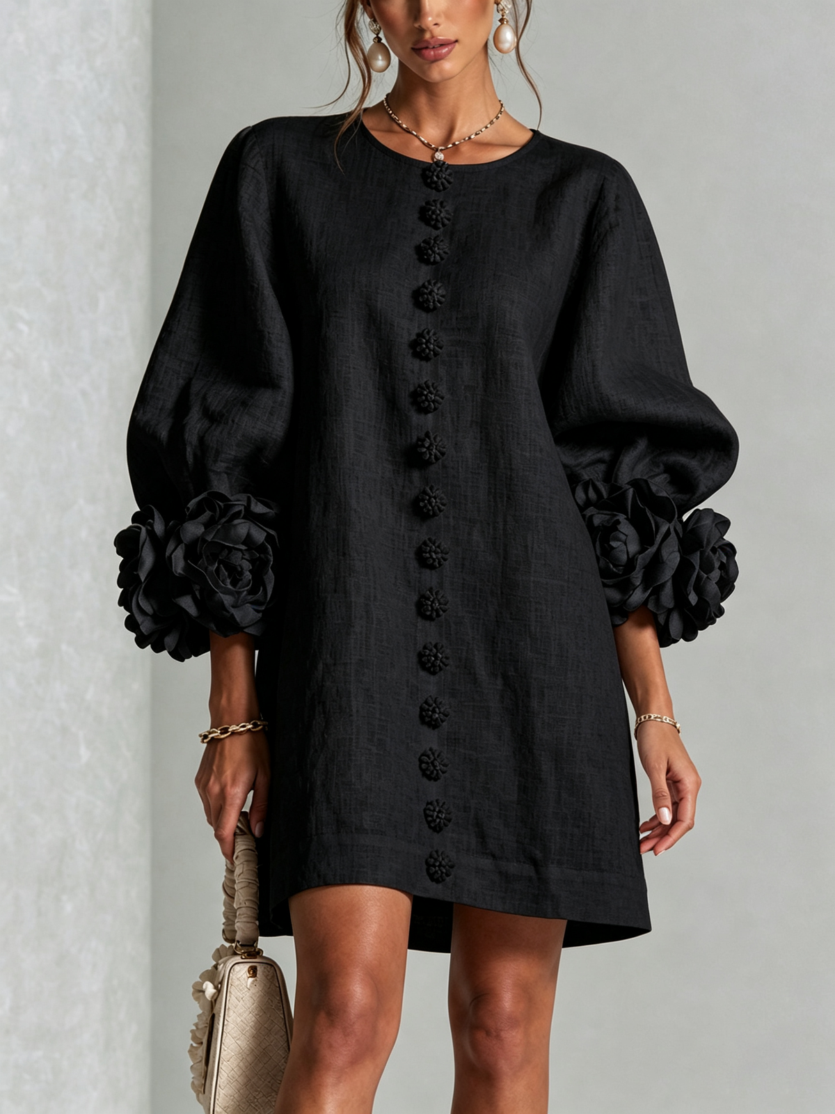 Cecilia | Abito Mini in Misto Lino con Polsini a Rosa, Nero