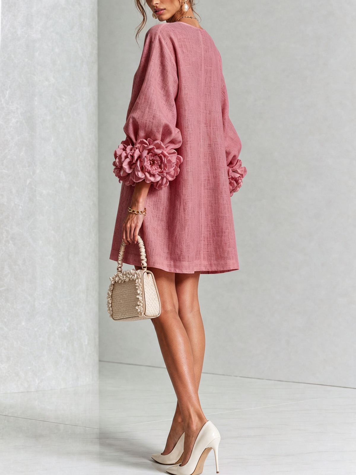 Camilla | Mini Abito in Misto Lino con Polsini a Rosa, Bianco