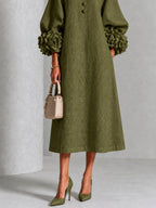 Abito midi a camicia floreale verde oliva con maniche floreali mozzafiato