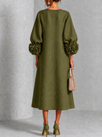 Abito midi a camicia floreale verde oliva con maniche floreali mozzafiato